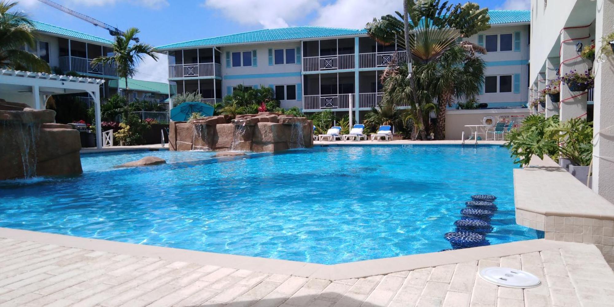 Seven Mile Beach Resort George Town Ngoại thất bức ảnh