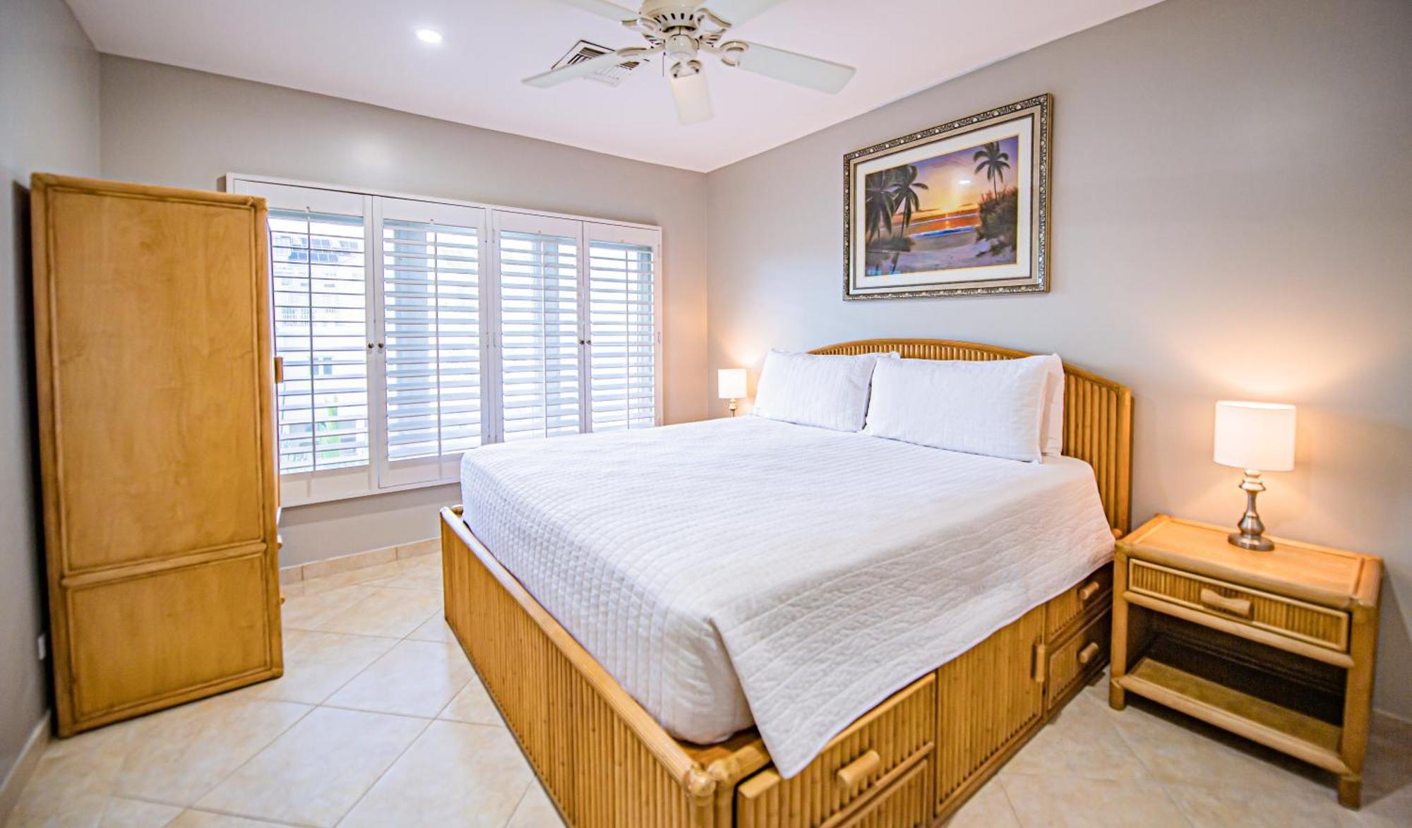 Seven Mile Beach Resort George Town Ngoại thất bức ảnh