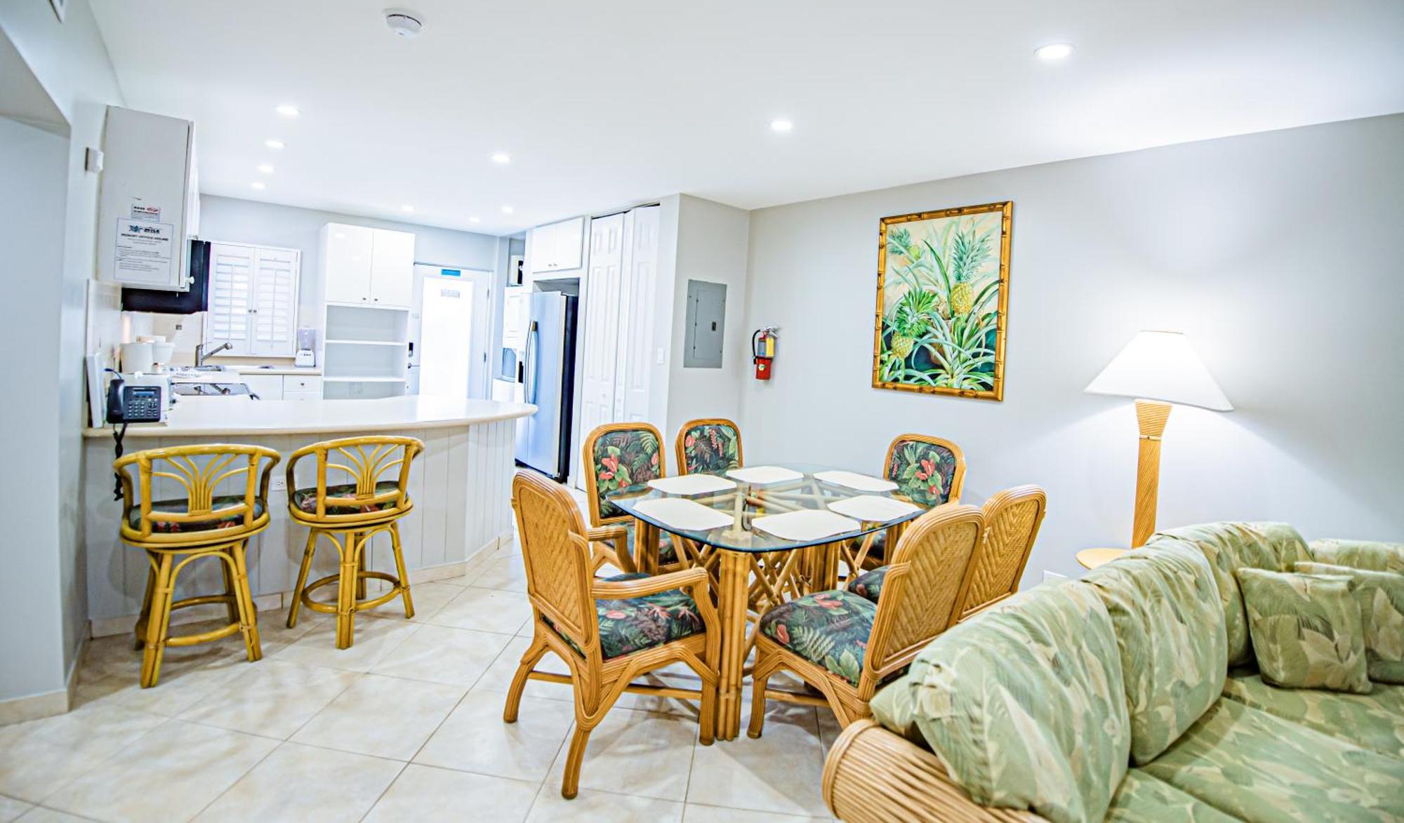 Seven Mile Beach Resort George Town Ngoại thất bức ảnh