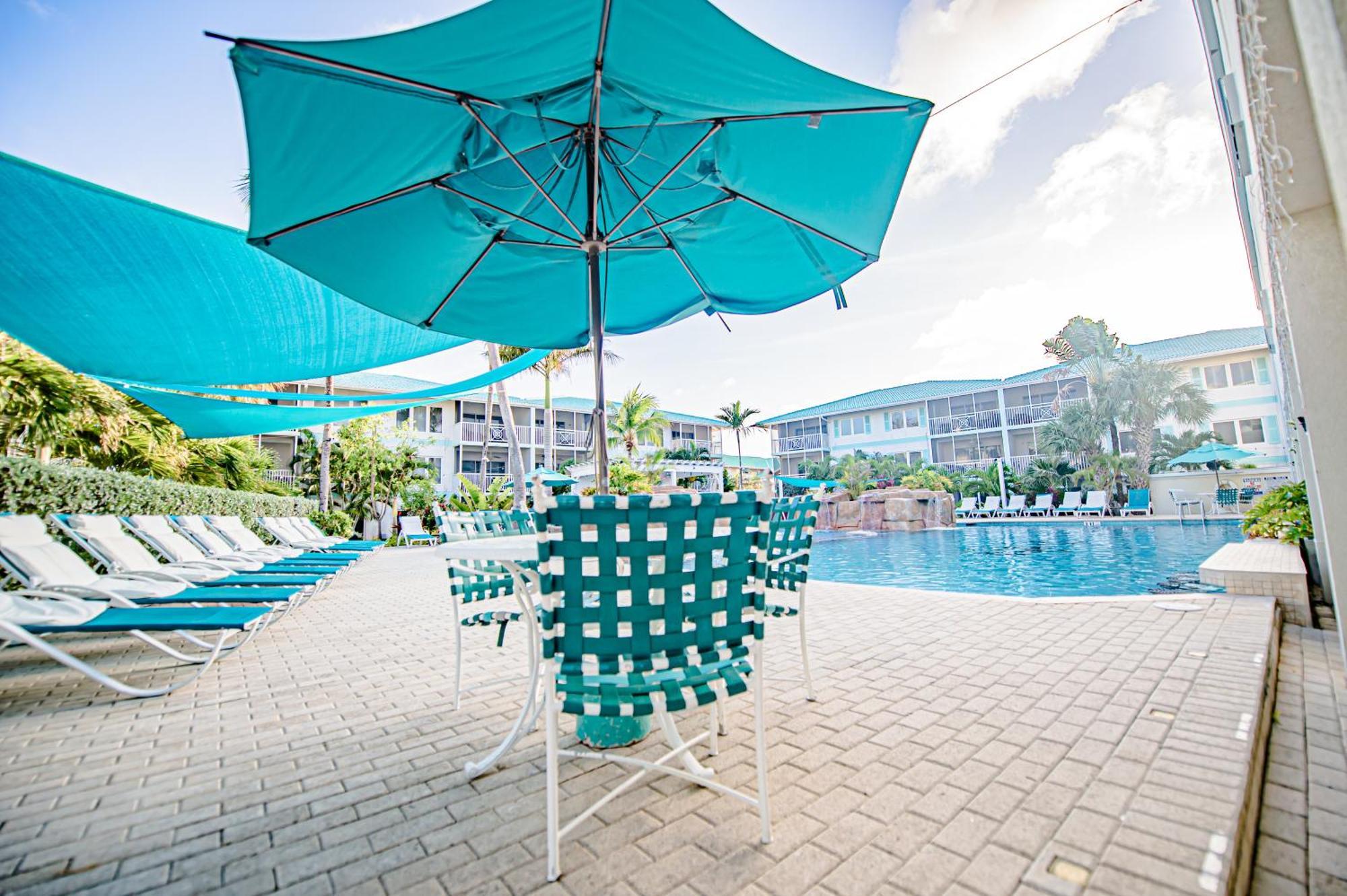 Seven Mile Beach Resort George Town Ngoại thất bức ảnh