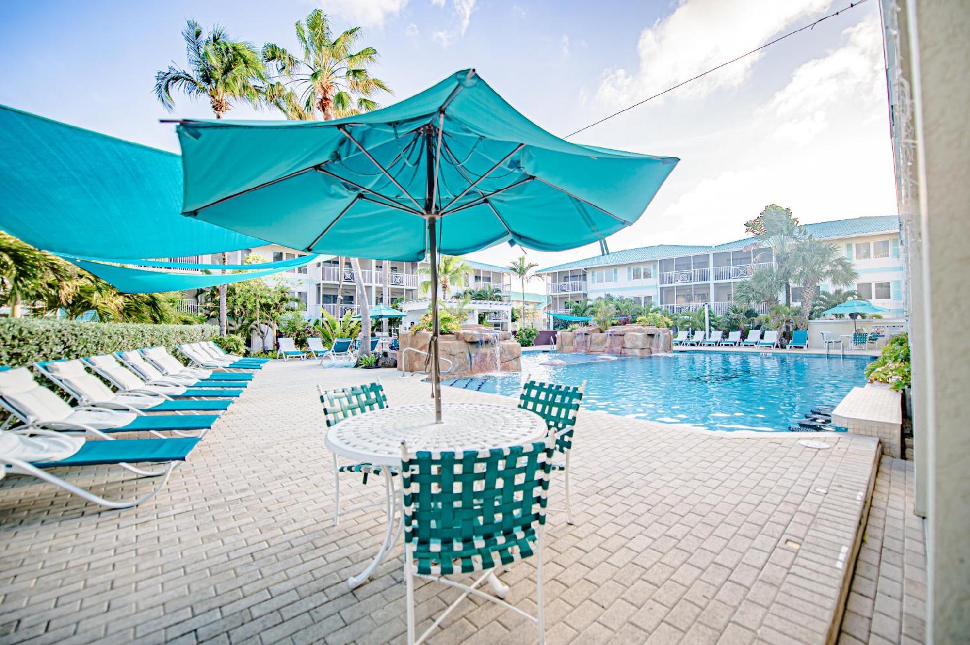 Seven Mile Beach Resort George Town Ngoại thất bức ảnh