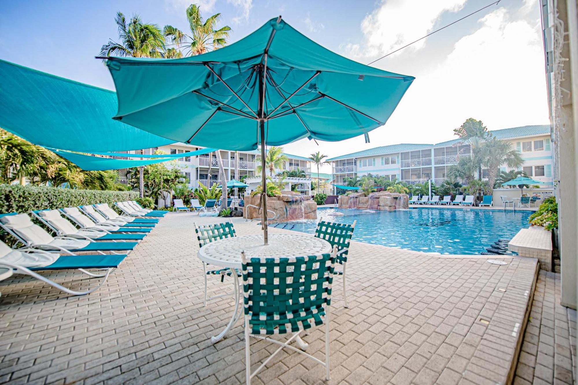Seven Mile Beach Resort George Town Ngoại thất bức ảnh