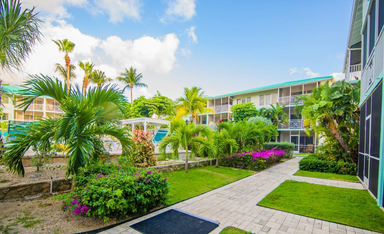 Seven Mile Beach Resort George Town Ngoại thất bức ảnh
